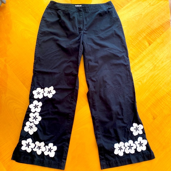 Liz Claiborne Pants - Liz Claiborne Women Michaela Black White Floral Ankle Length Pants Size 8P